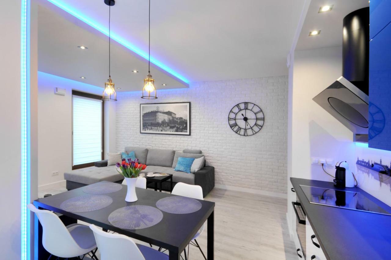 Bulwary Wislane P&O Serviced Apartments With Ac Varsovia Exterior foto