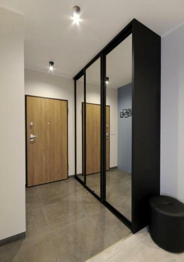Bulwary Wislane P&O Serviced Apartments With Ac Varsovia Exterior foto